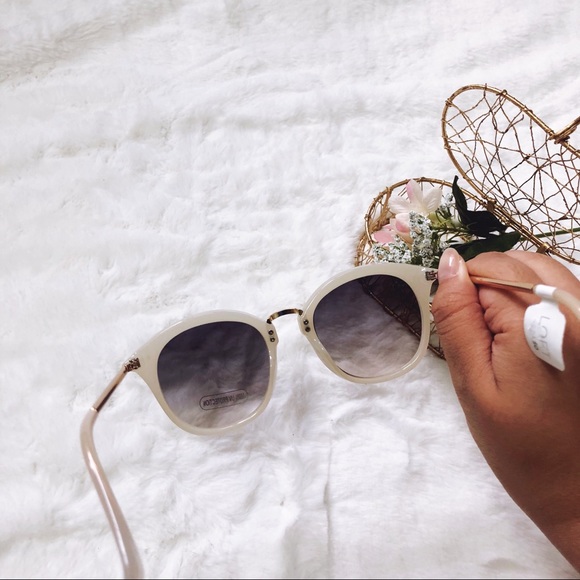 LOFT Light Metallic Arm Round Sunglasses - Picture 4 of 8